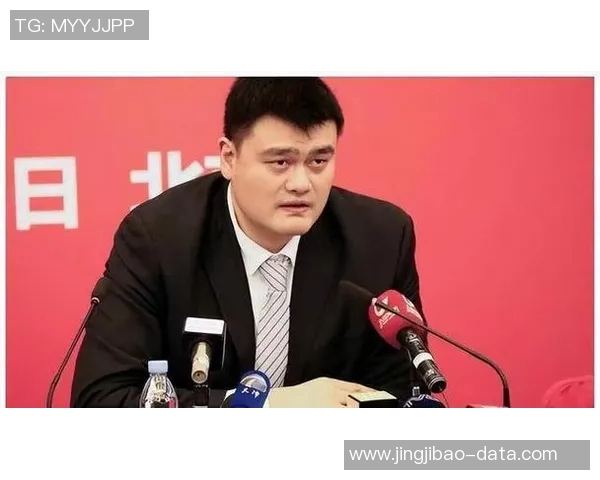 菜鸟球员挑战姚明的传奇地位引发篮球界热议与关注