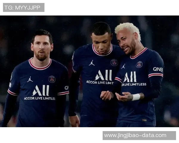 足总杯精彩对决巴黎圣日耳曼大胜切尔西帽子戏法引发转会热议