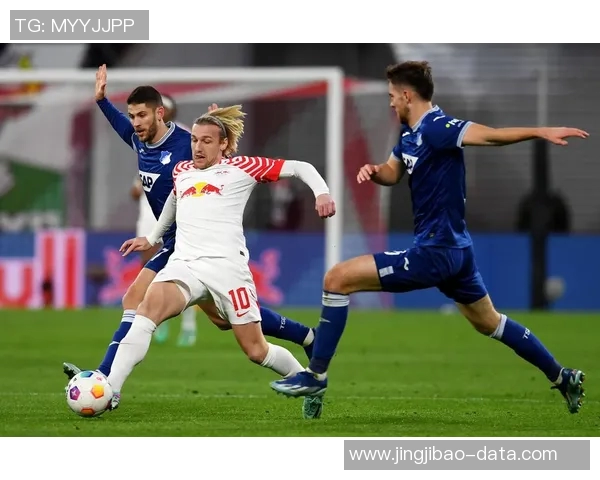 德甲激战本菲卡与莱比锡互交白卷神奇扑救点燃全场气氛与转会猜测