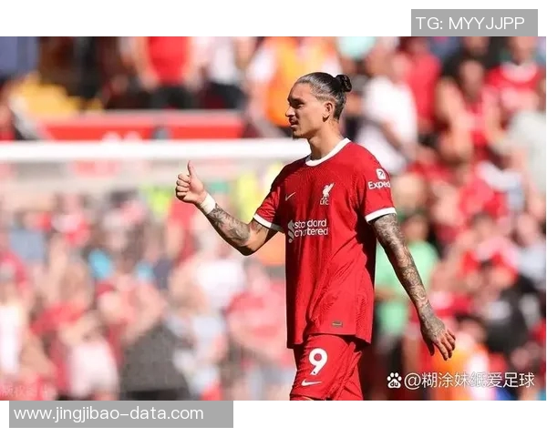 意甲激战：利物浦3-2逆转尤文图斯帽子戏法引爆全场精彩瞬间回顾